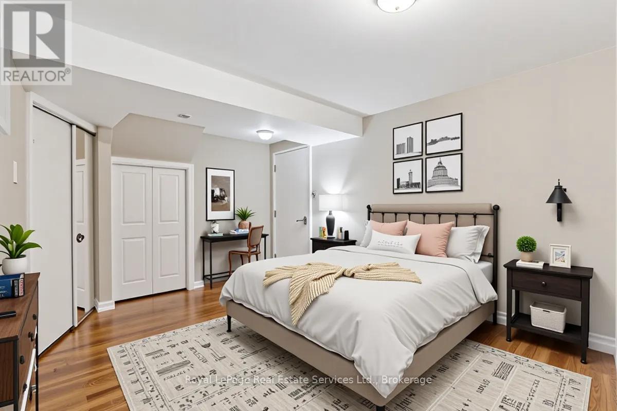












211 MURRAY STREET

,
Brampton (Brampton West),




Ontario
L6X3L8

