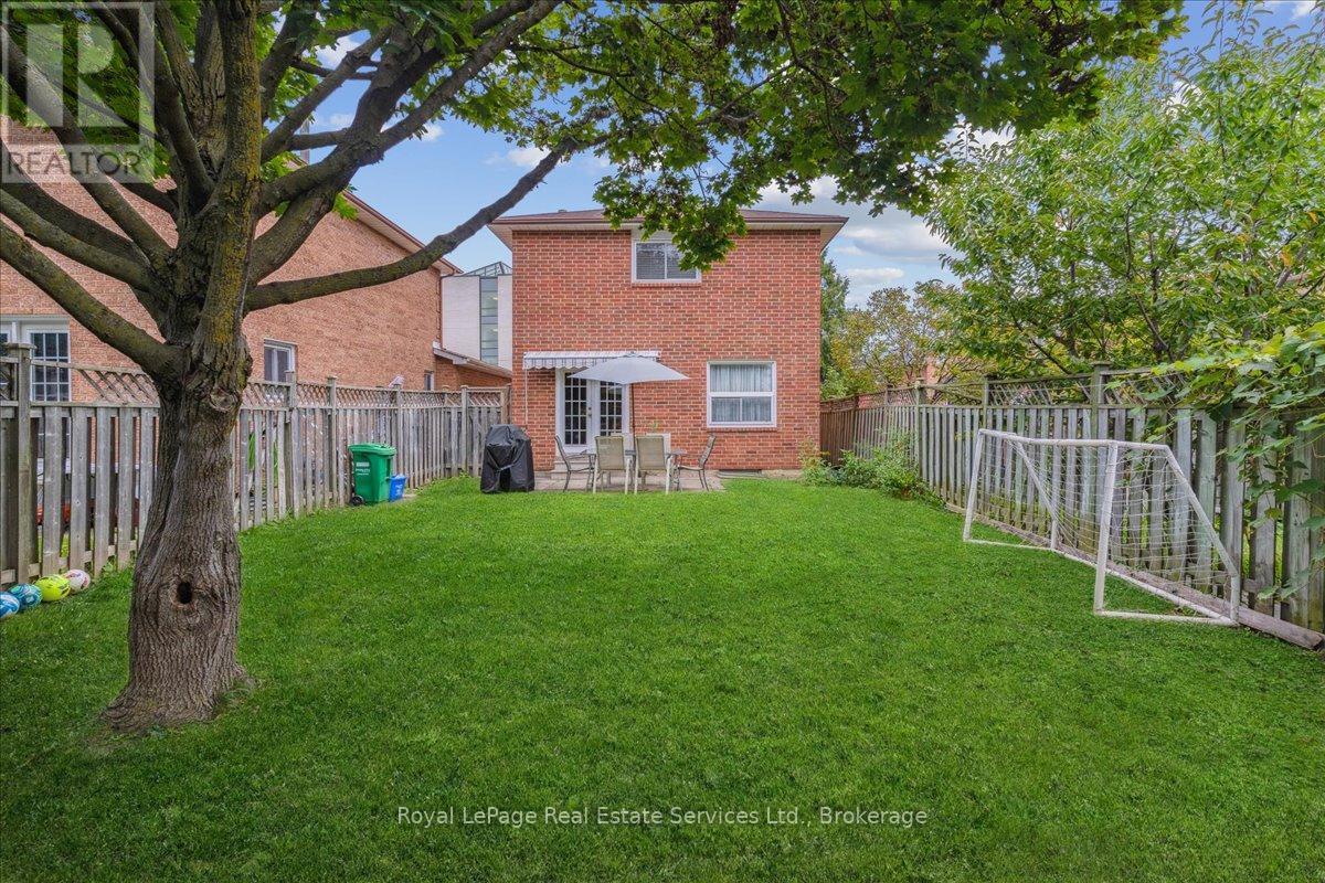 












211 MURRAY STREET

,
Brampton (Brampton West),




Ontario
L6X3L8


