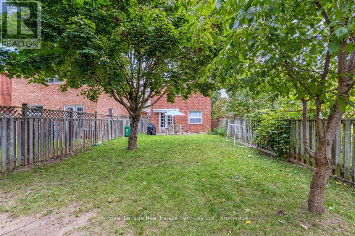 












211 MURRAY STREET

,
Brampton (Brampton West),




Ontario
L6X3L8

