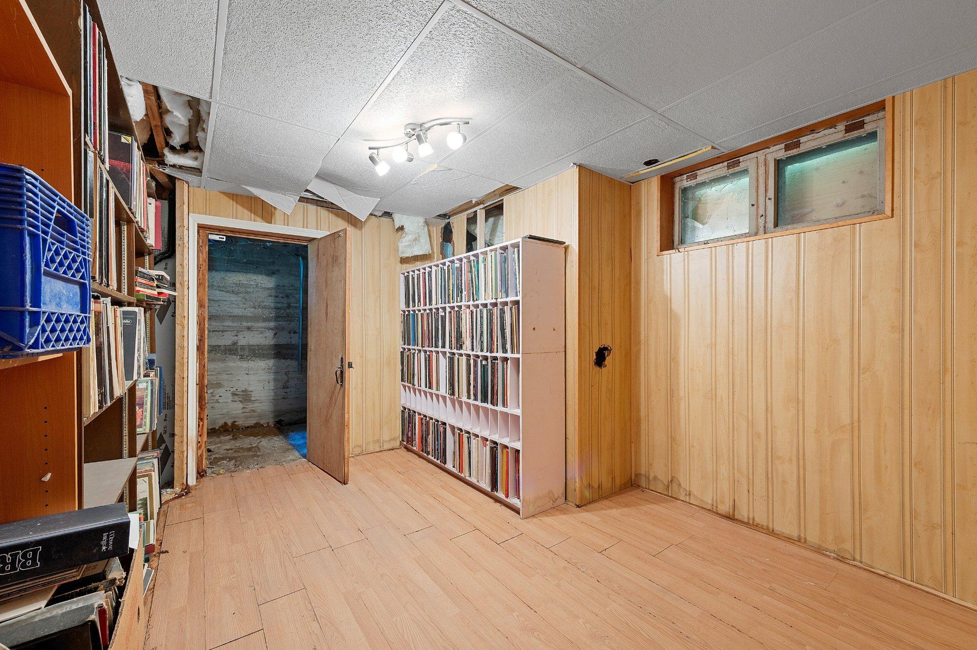 









98


Rue Marie-Victorin

,
Saint-Jérôme,




QC
J7Y2G6

