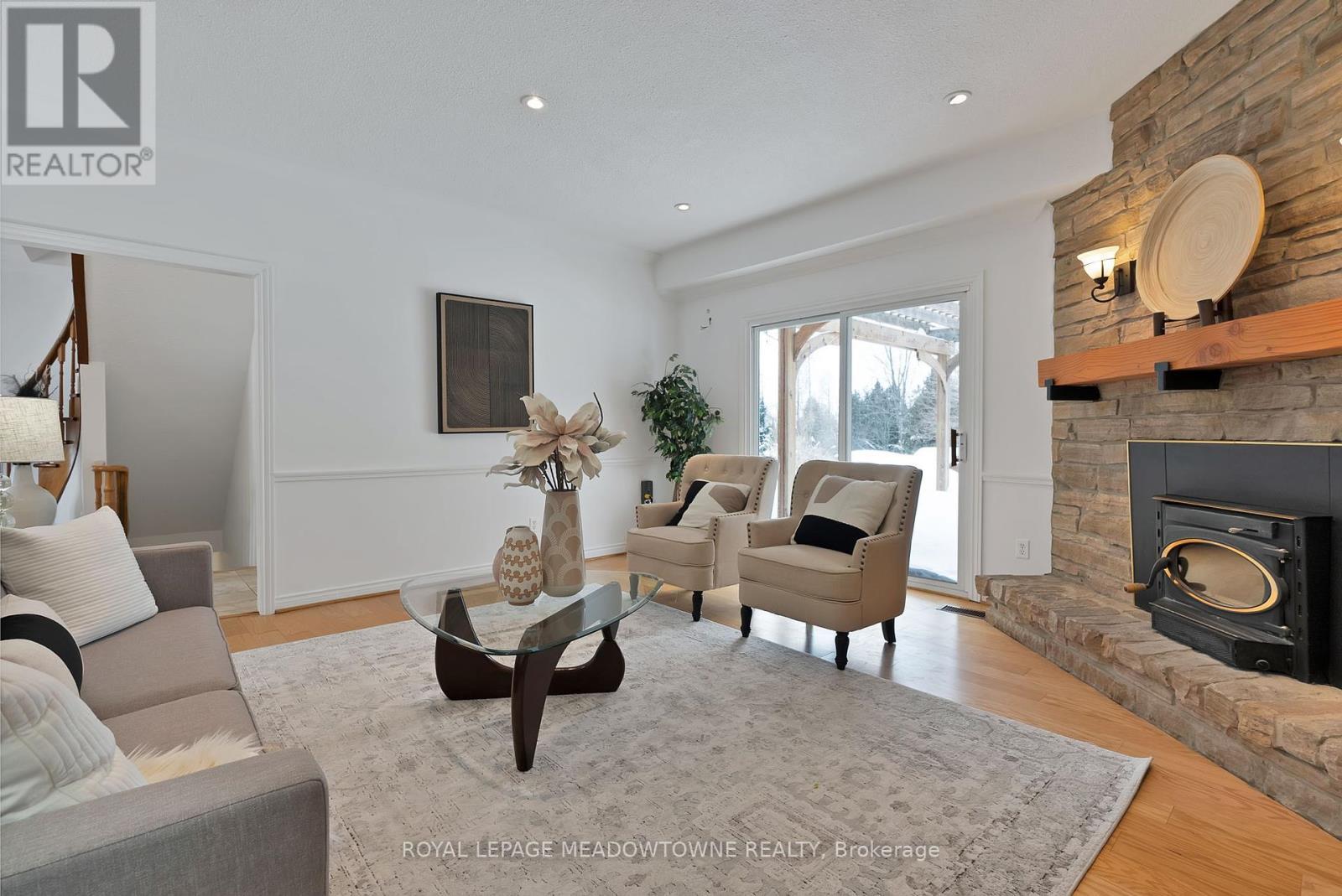 












19 STEELE HOME COURT

,
Caledon,




Ontario
L7E0B1

