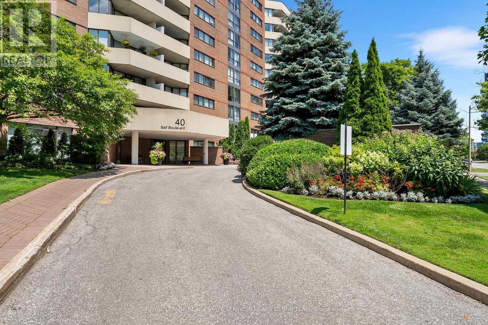 












501 - 40 BAIF BOULEVARD

,
Richmond Hill,




Ontario
L4C5M9

