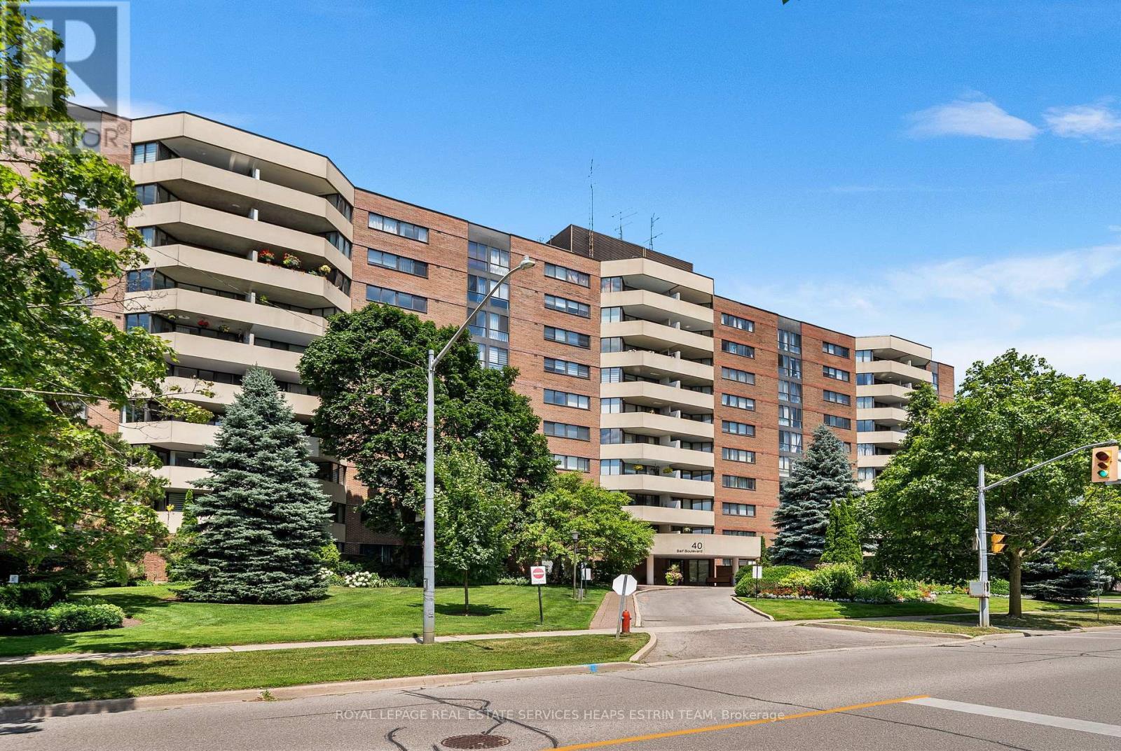 












501 - 40 BAIF BOULEVARD

,
Richmond Hill,




Ontario
L4C5M9


