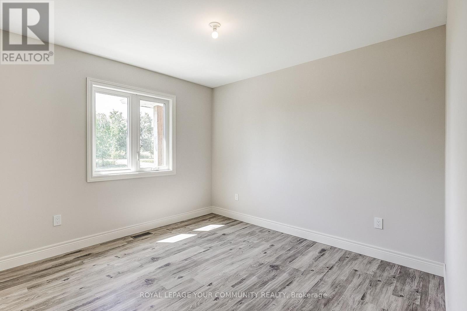 












371 LINDEN VALLEY ROAD

,
Kawartha Lakes,




Ontario
K0M2T0

