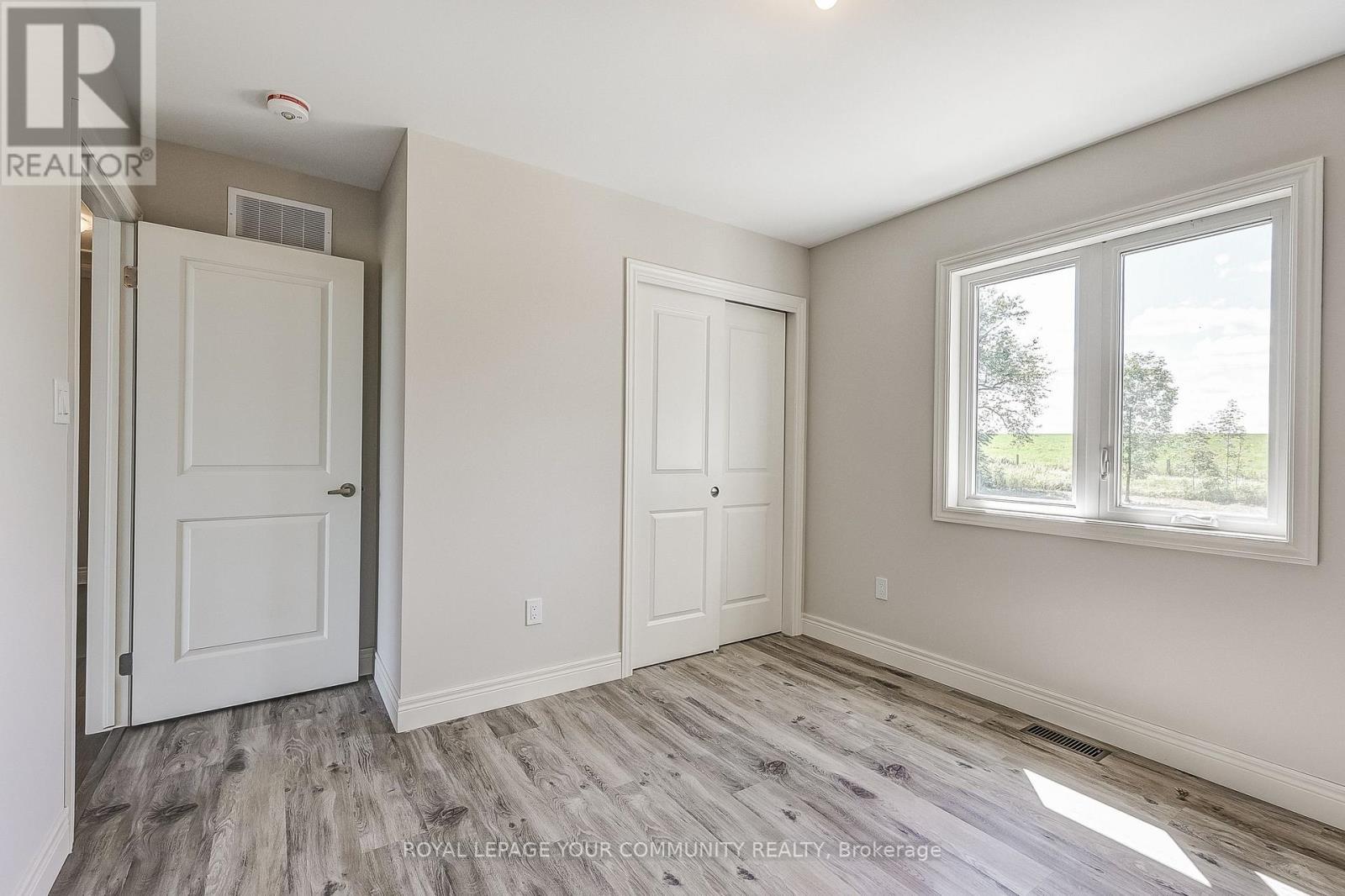 












371 LINDEN VALLEY ROAD

,
Kawartha Lakes,




Ontario
K0M2T0


