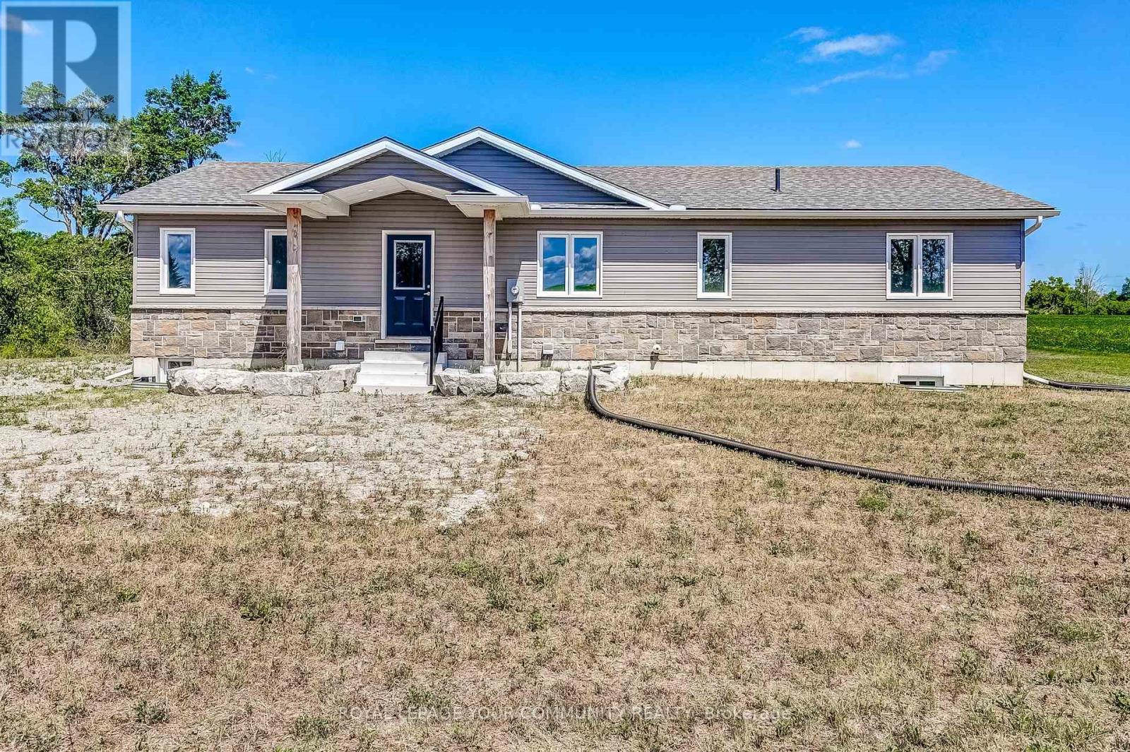












371 LINDEN VALLEY ROAD

,
Kawartha Lakes,




Ontario
K0M2T0


