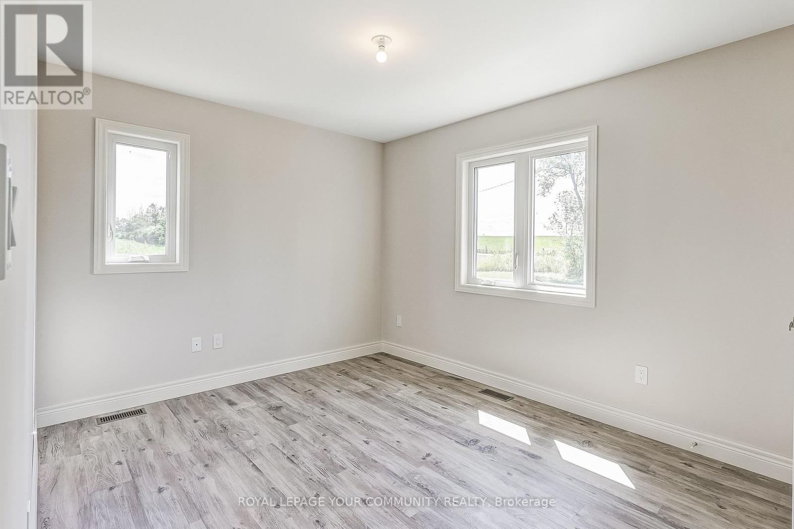












371 LINDEN VALLEY ROAD

,
Kawartha Lakes,




Ontario
K0M2T0


