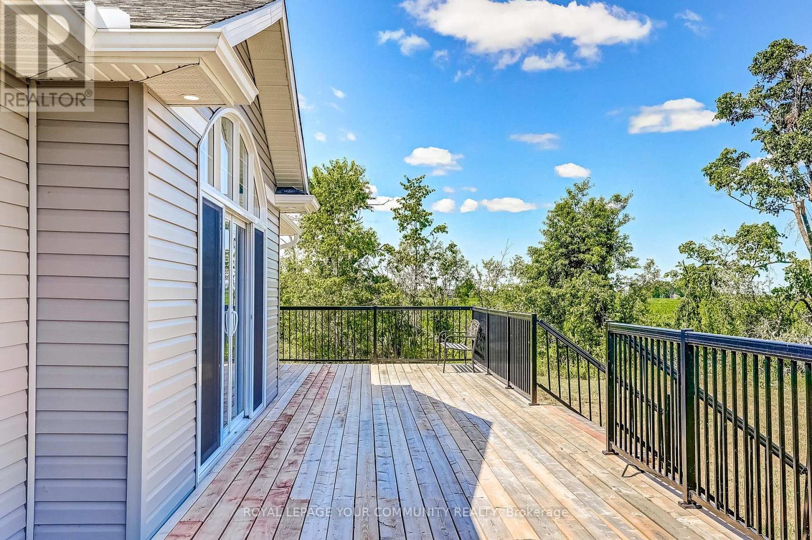 












371 LINDEN VALLEY ROAD

,
Kawartha Lakes,




Ontario
K0M2T0

