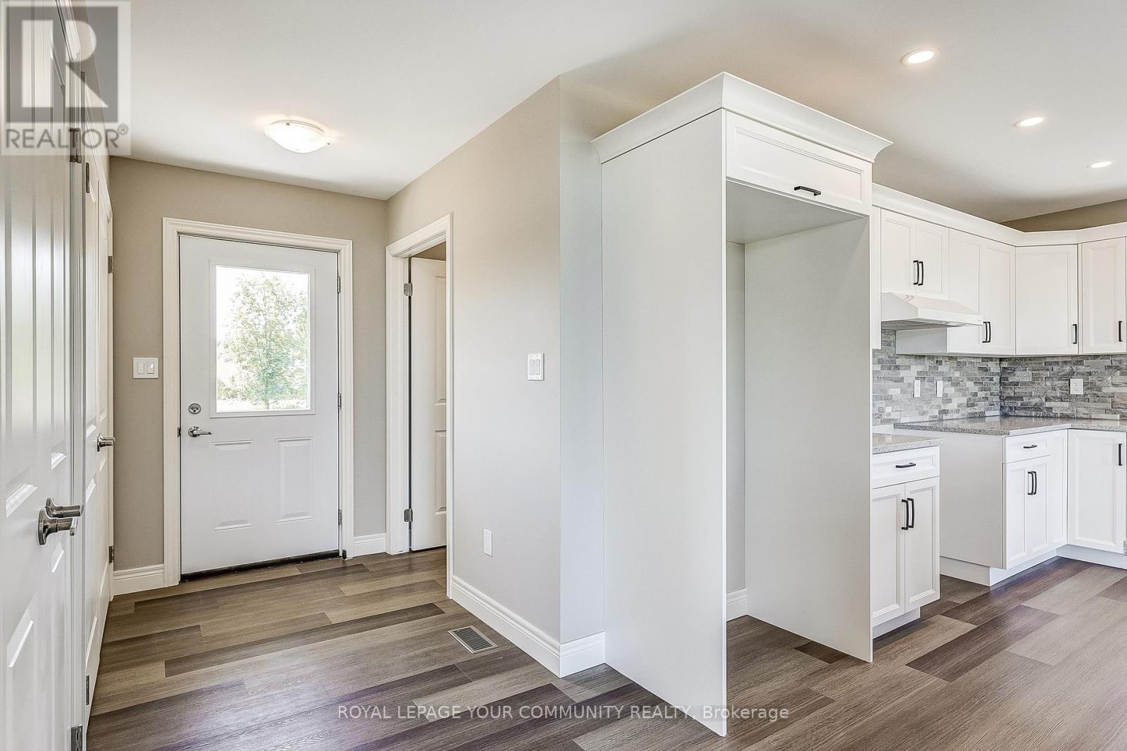 












371 LINDEN VALLEY ROAD

,
Kawartha Lakes,




Ontario
K0M2T0

