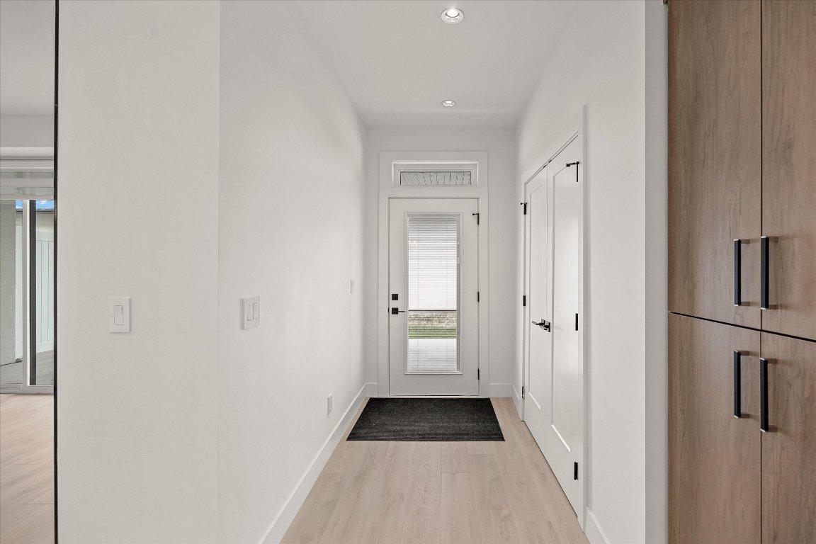 









840


Grenfell

Avenue, 3,
Kelowna,




BC
V1Y 5J4

