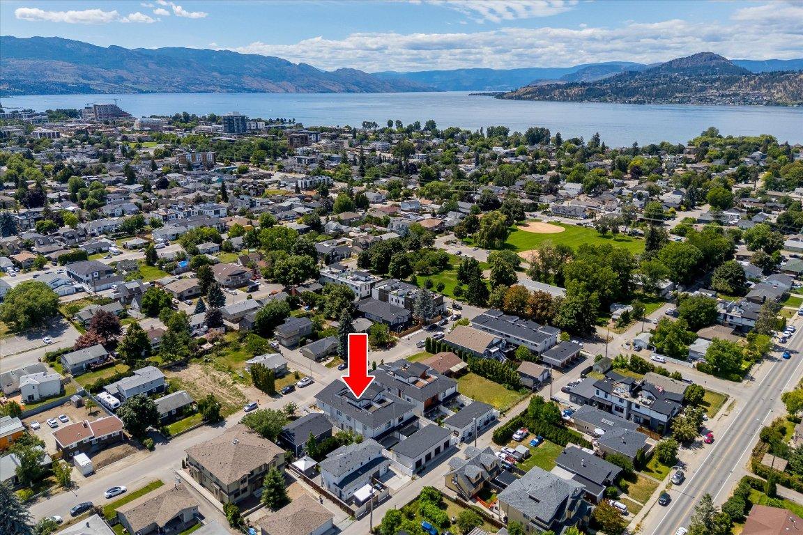 









840


Grenfell

Avenue, 3,
Kelowna,




BC
V1Y 5J4

