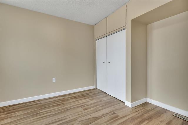 









1395


Logan

AVE,
Winnipeg,




MB
R3E 1R8

