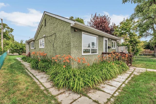 









1395


Logan

AVE,
Winnipeg,




MB
R3E 1R8

