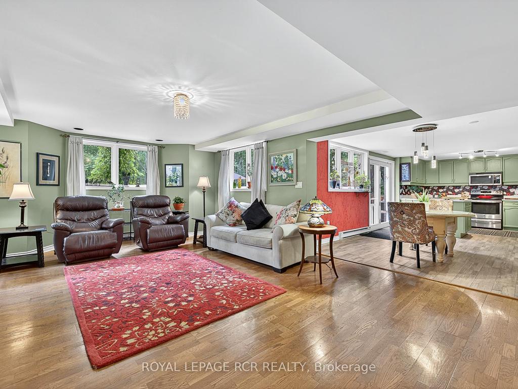









11


Foxfire

Chase,
Uxbridge,




ON
L9P 0L1

