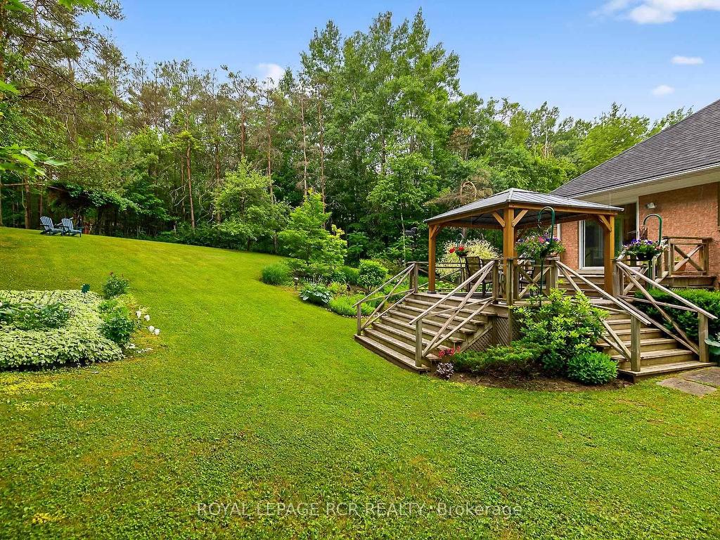 









11


Foxfire

Chase,
Uxbridge,




ON
L9P 0L1

