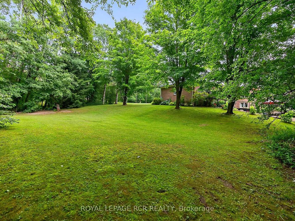 









11


Foxfire

Chase,
Uxbridge,




ON
L9P 0L1

