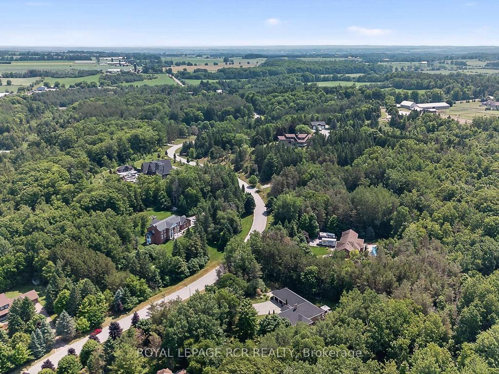 









11


Foxfire

Chase,
Uxbridge,




ON
L9P 0L1

