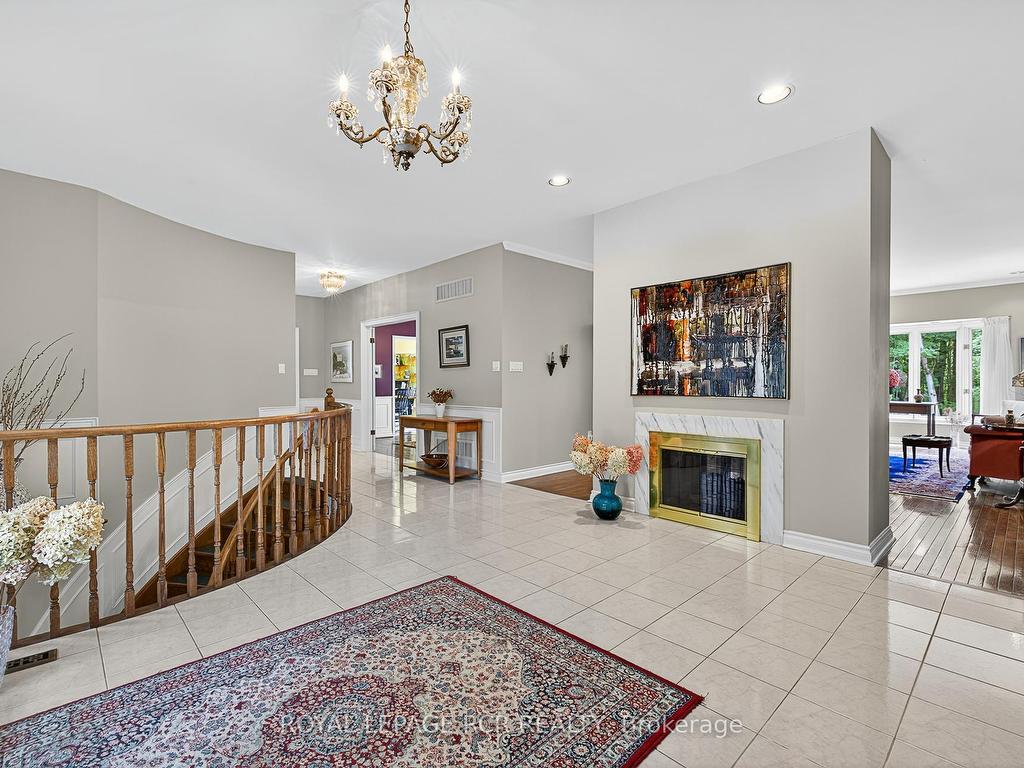 









11


Foxfire

Chase,
Uxbridge,




ON
L9P 0L1


