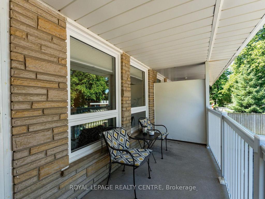 









540


Cavell

Drive, Upper Level,
Mississauga,




ON
L5B 2N9


