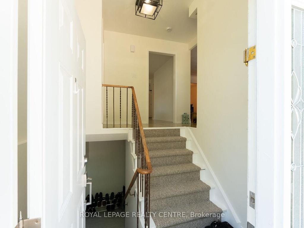 









540


Cavell

Drive, Upper Level,
Mississauga,




ON
L5B 2N9

