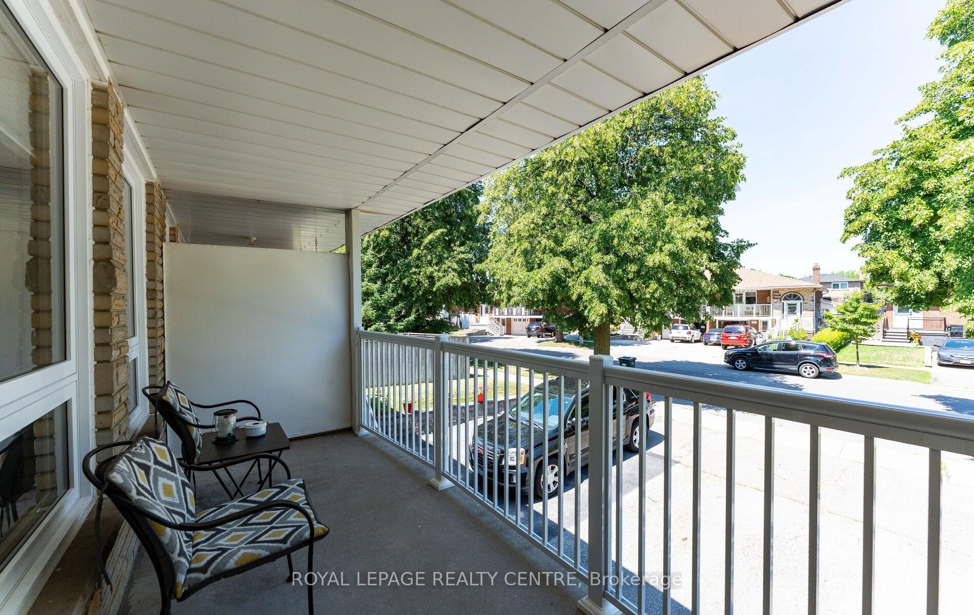 









540


Cavell

Drive, Upper Level,
Mississauga,




ON
L5B 2N9

