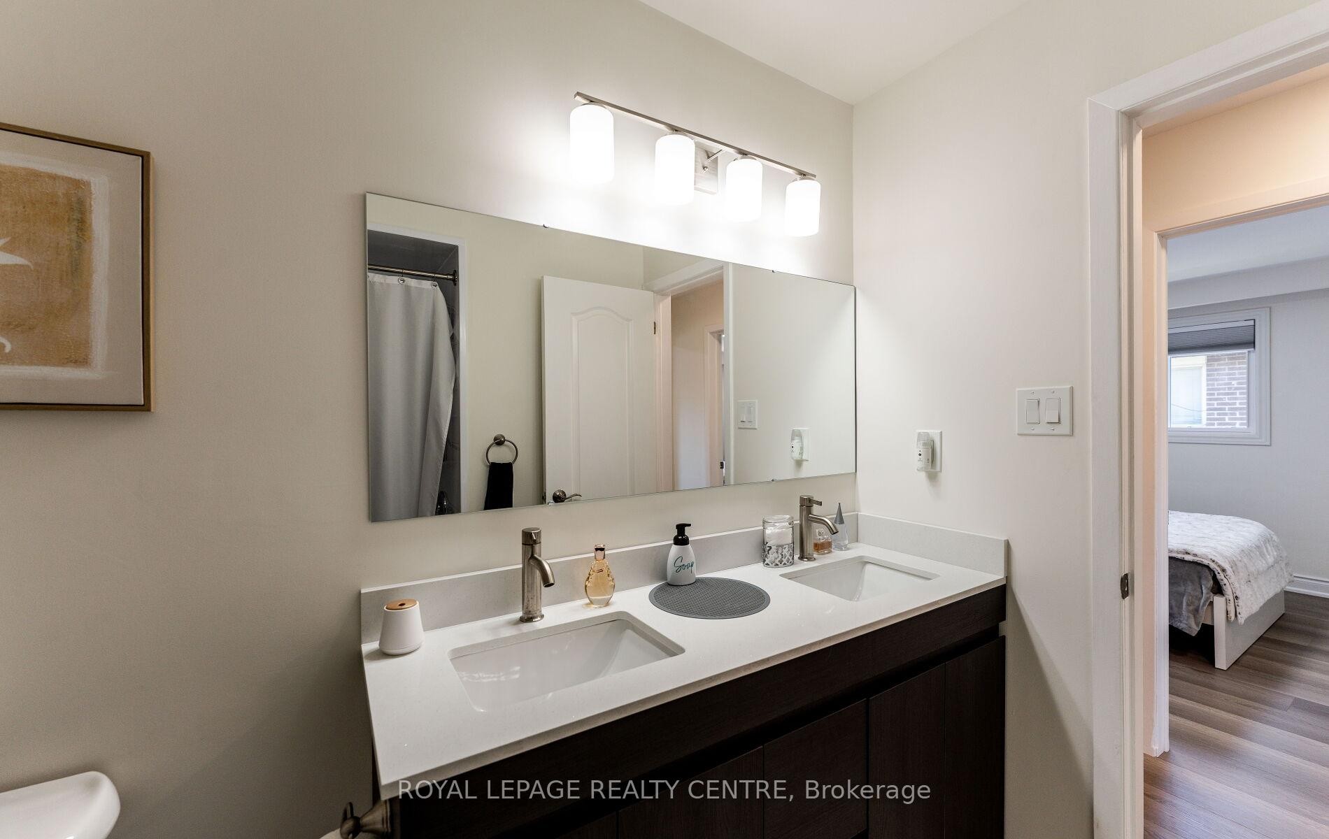 









540


Cavell

Drive, Upper Level,
Mississauga,




ON
L5B 2N9

