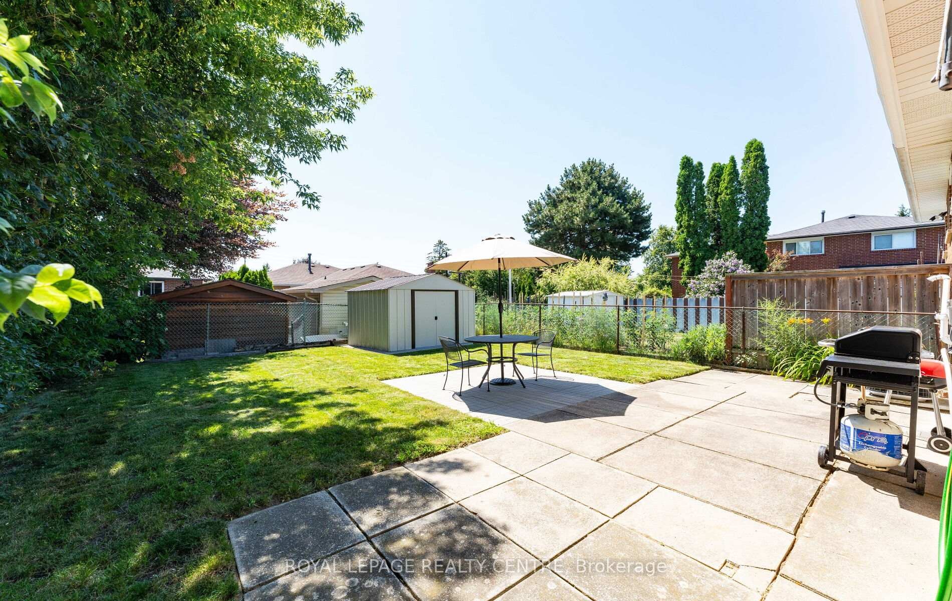 









540


Cavell

Drive, Upper Level,
Mississauga,




ON
L5B 2N9

