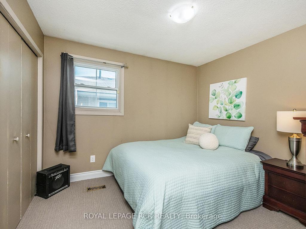 









26


Feltre

Avenue,
Orangeville,




ON
L9W 3P1

