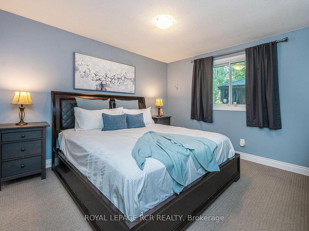 









26


Feltre

Avenue,
Orangeville,




ON
L9W 3P1

