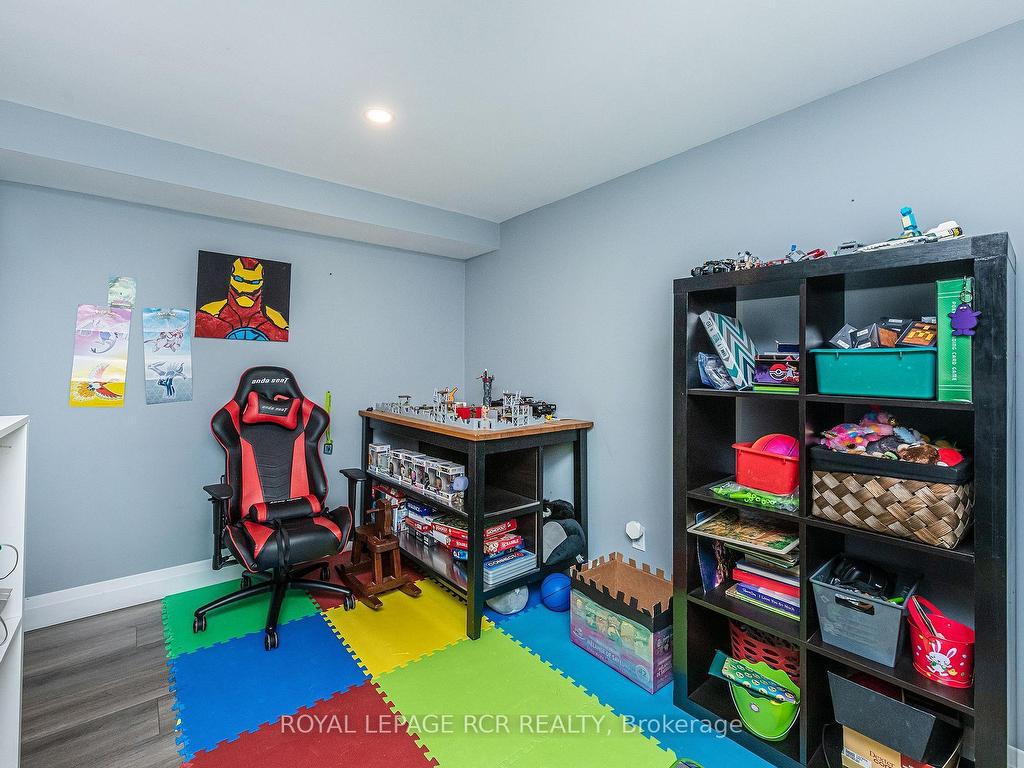 









26


Feltre

Avenue,
Orangeville,




ON
L9W 3P1

