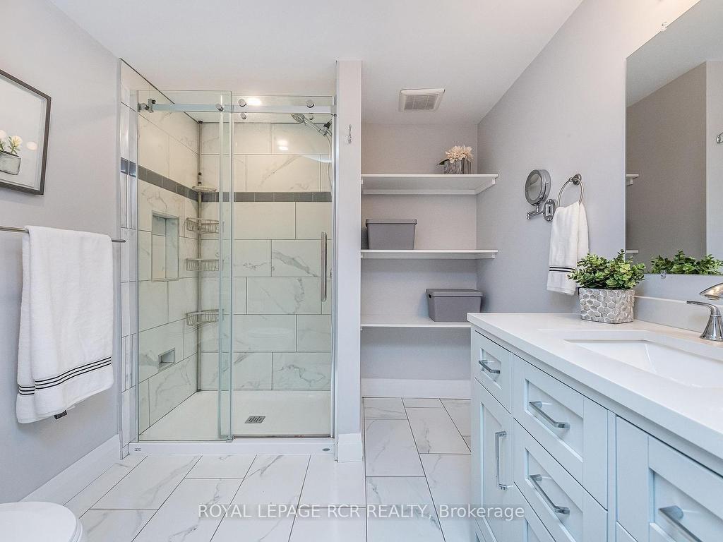 









26


Feltre

Avenue,
Orangeville,




ON
L9W 3P1

