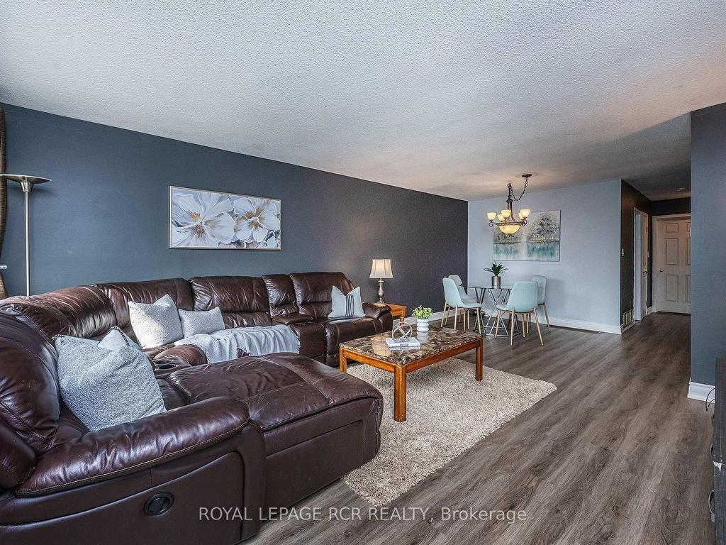 









26


Feltre

Avenue,
Orangeville,




ON
L9W 3P1

