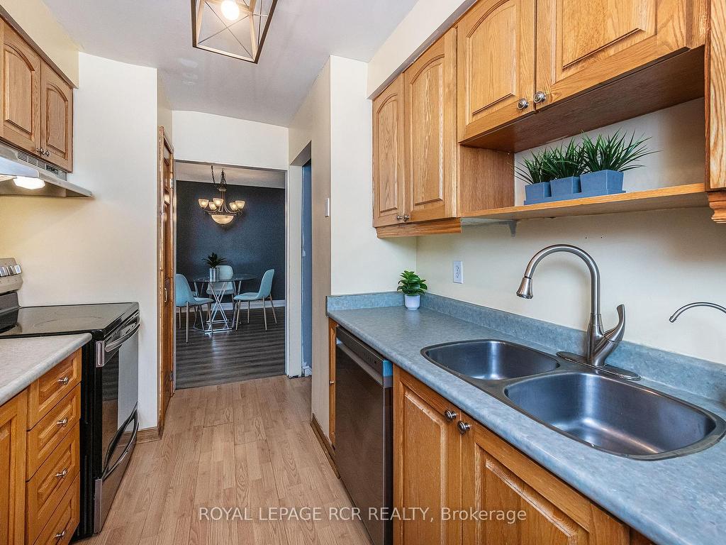 









26


Feltre

Avenue,
Orangeville,




ON
L9W 3P1

