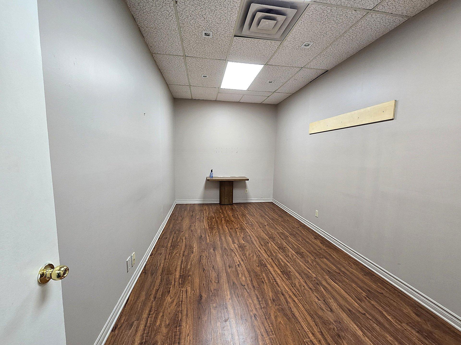 









2292


Boul. Industriel

, 204,
Laval (Chomedey),




QC
H7S1P9

