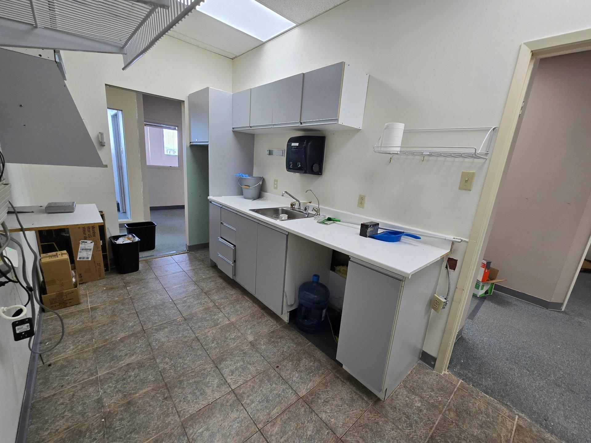 









2292


Boul. Industriel

, 204,
Laval (Chomedey),




QC
H7S1P9


