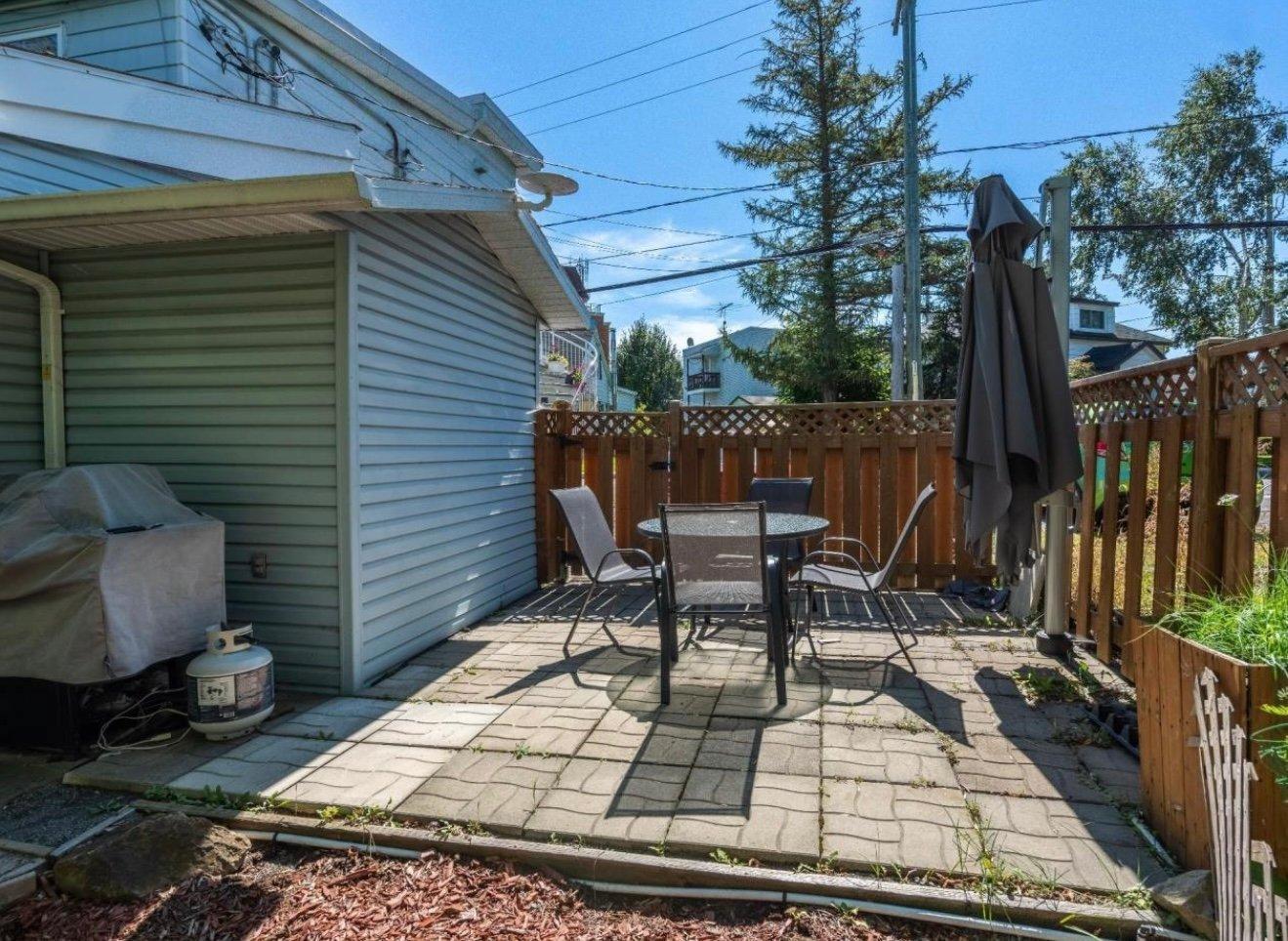 









47

 - 53


Rue Dubois

,
Sainte-Thérèse,




QC
J7E1J8

