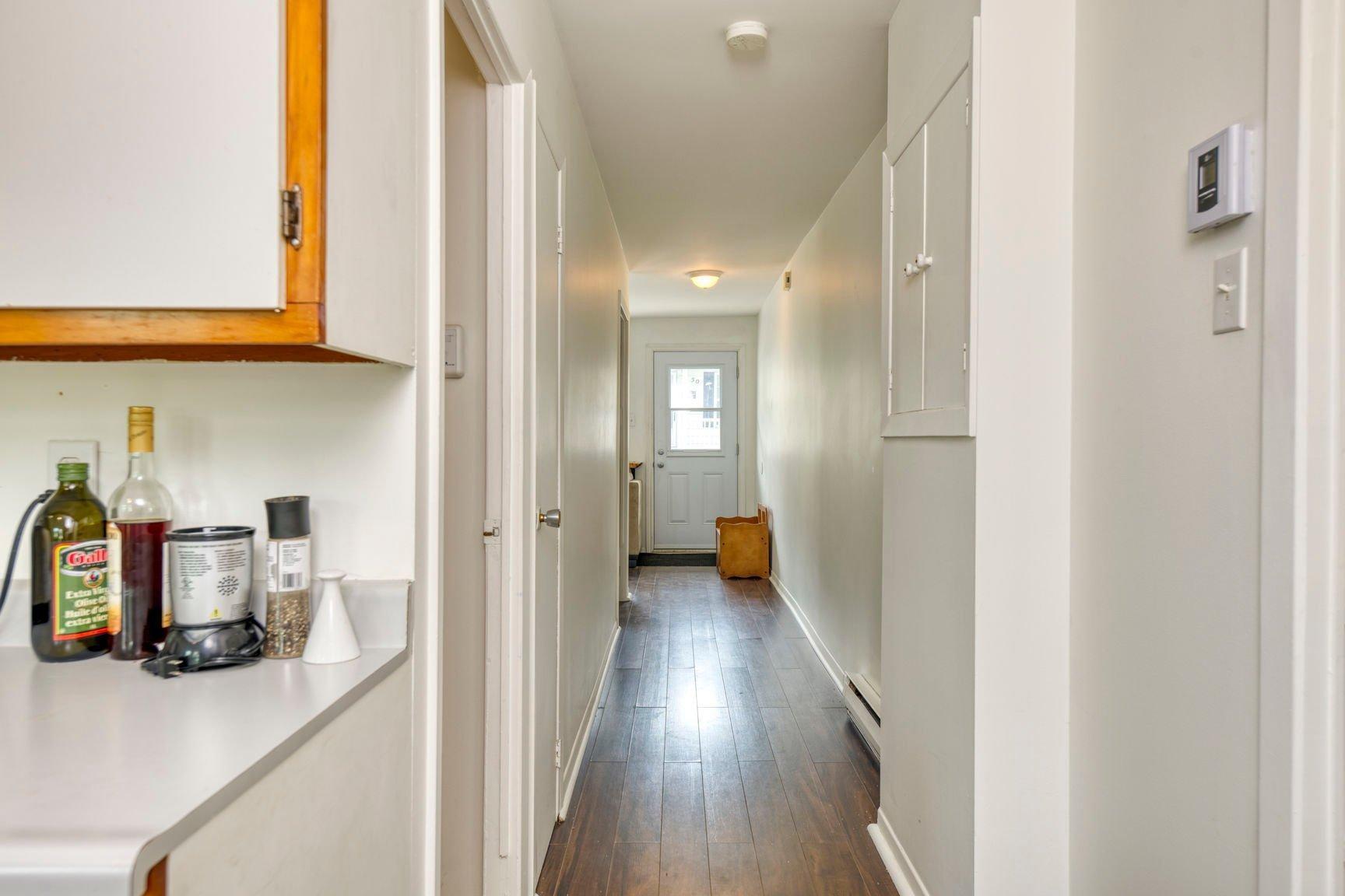 









47

 - 53


Rue Dubois

,
Sainte-Thérèse,




QC
J7E1J8

