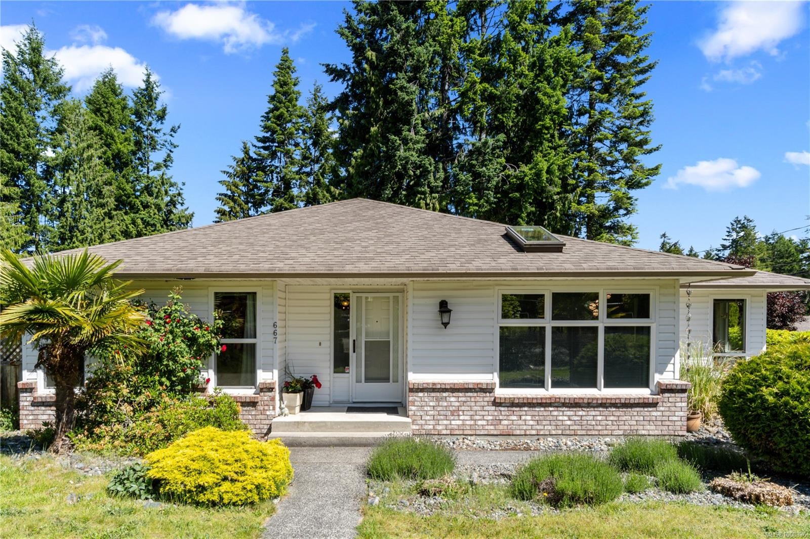 









667


Tamarack

Dr,
Qualicum Beach,




BC
V9K 1A8

