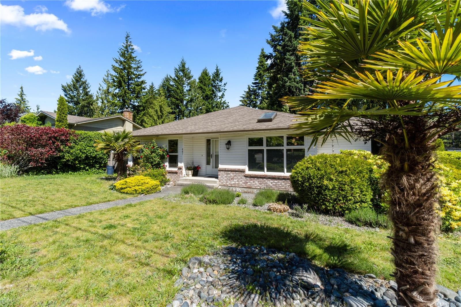 









667


Tamarack

Dr,
Qualicum Beach,




BC
V9K 1A8

