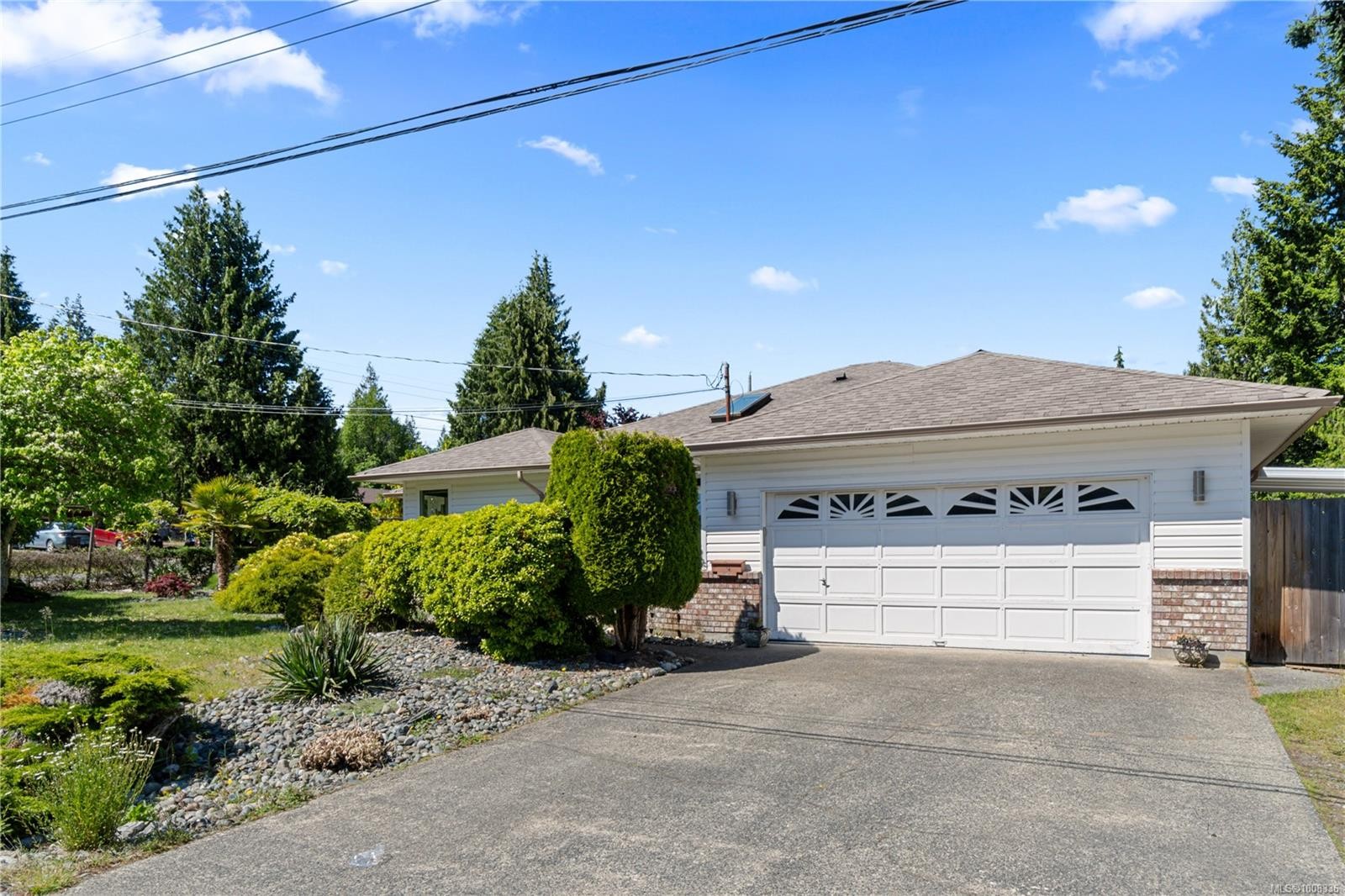 









667


Tamarack

Dr,
Qualicum Beach,




BC
V9K 1A8

