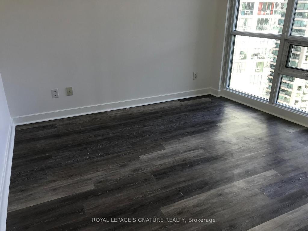 









18


Harbour

Street, 1710,
Toronto,




ON
M5J 2Z6

