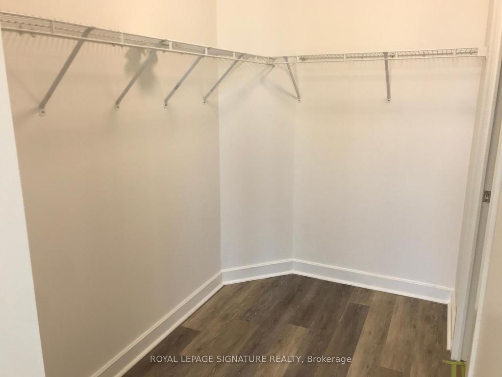 









18


Harbour

Street, 1710,
Toronto,




ON
M5J 2Z6

