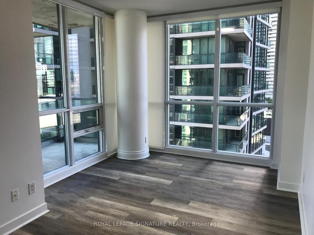 









18


Harbour

Street, 1710,
Toronto,




ON
M5J 2Z6

