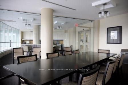 









18


Harbour

Street, 1710,
Toronto,




ON
M5J 2Z6

