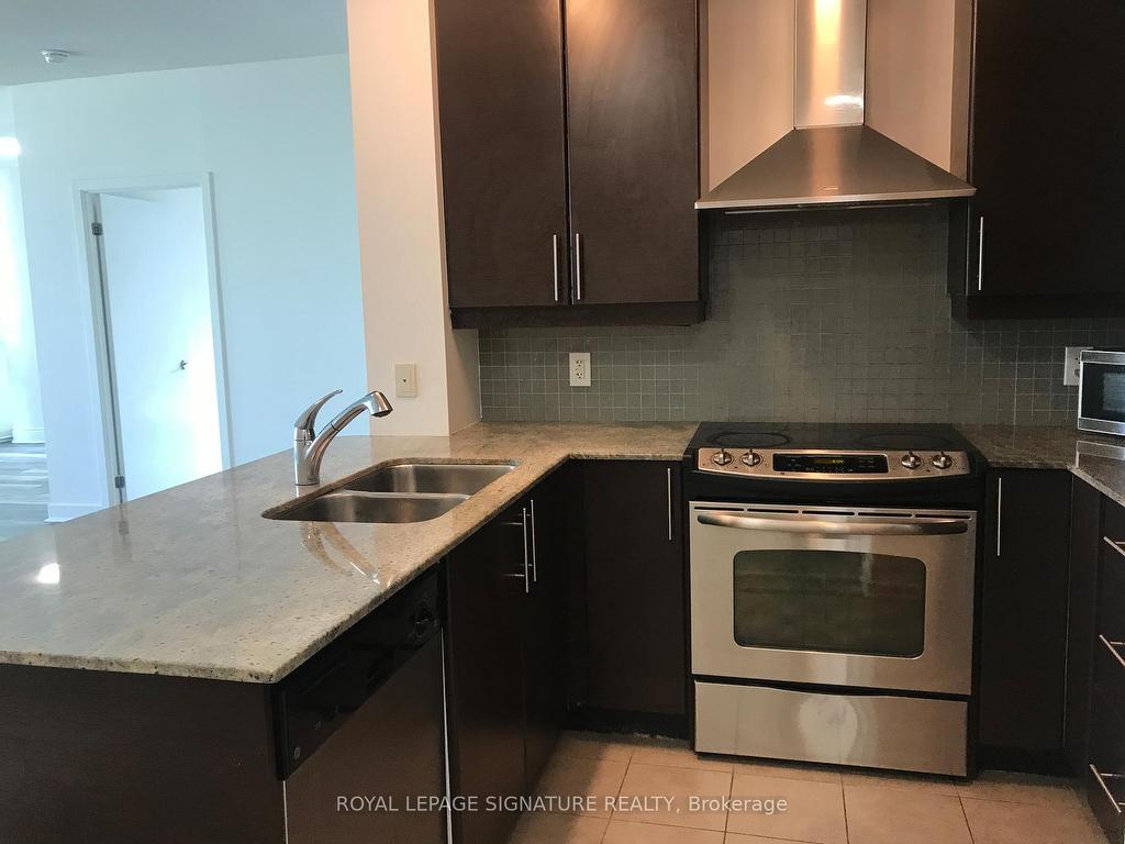 









18


Harbour

Street, 1710,
Toronto,




ON
M5J 2Z6


