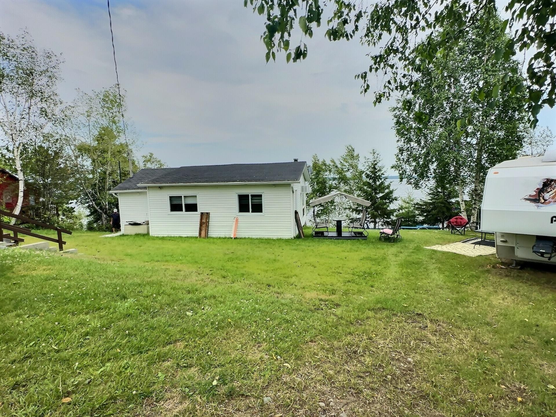 









845


Ch. de la Pointe

,
Guérin,




QC
J0Z2E0

