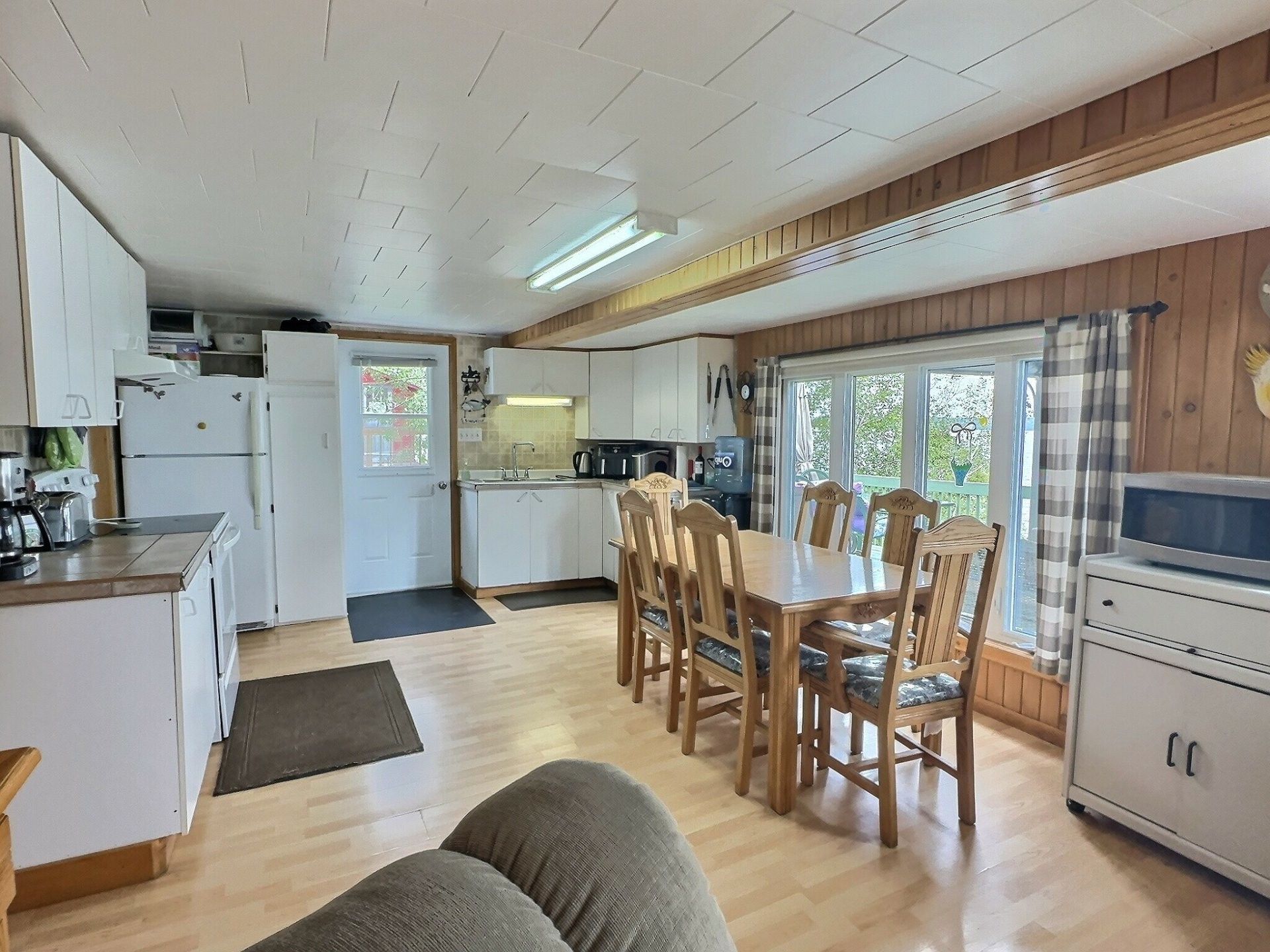 









845


Ch. de la Pointe

,
Guérin,




QC
J0Z2E0

