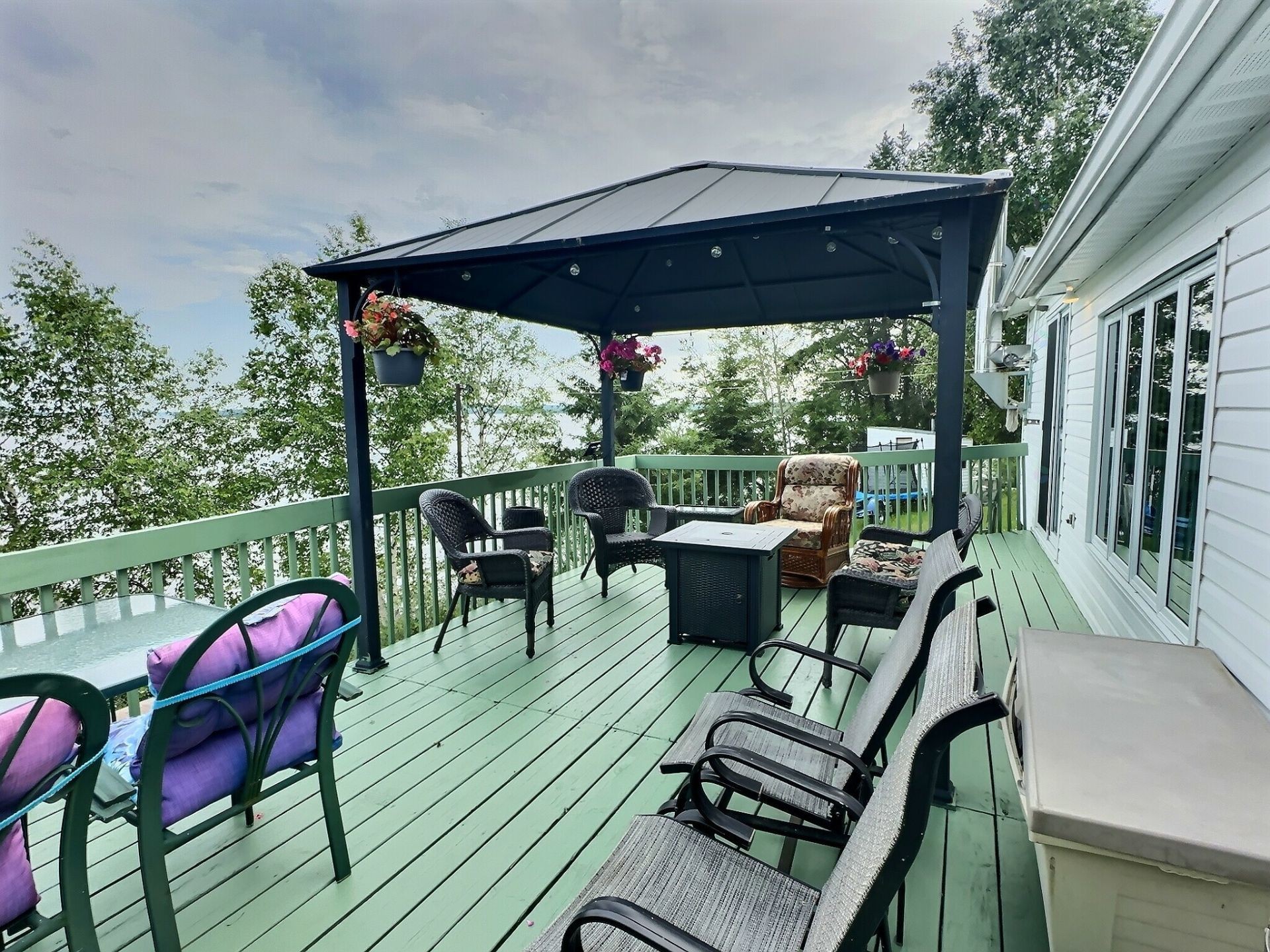 









845


Ch. de la Pointe

,
Guérin,




QC
J0Z2E0

