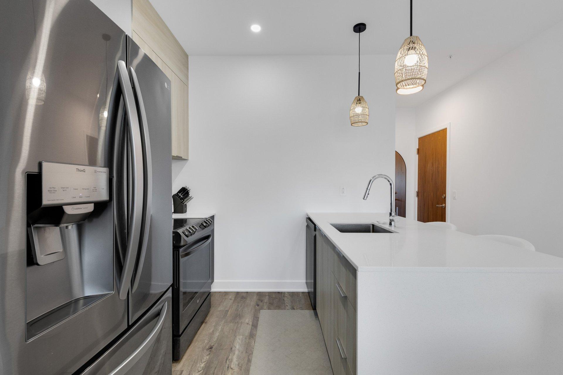 









3040


Rue de la Comtesse

, 416,
Laval (Duvernay),




QC
H7E0H8

