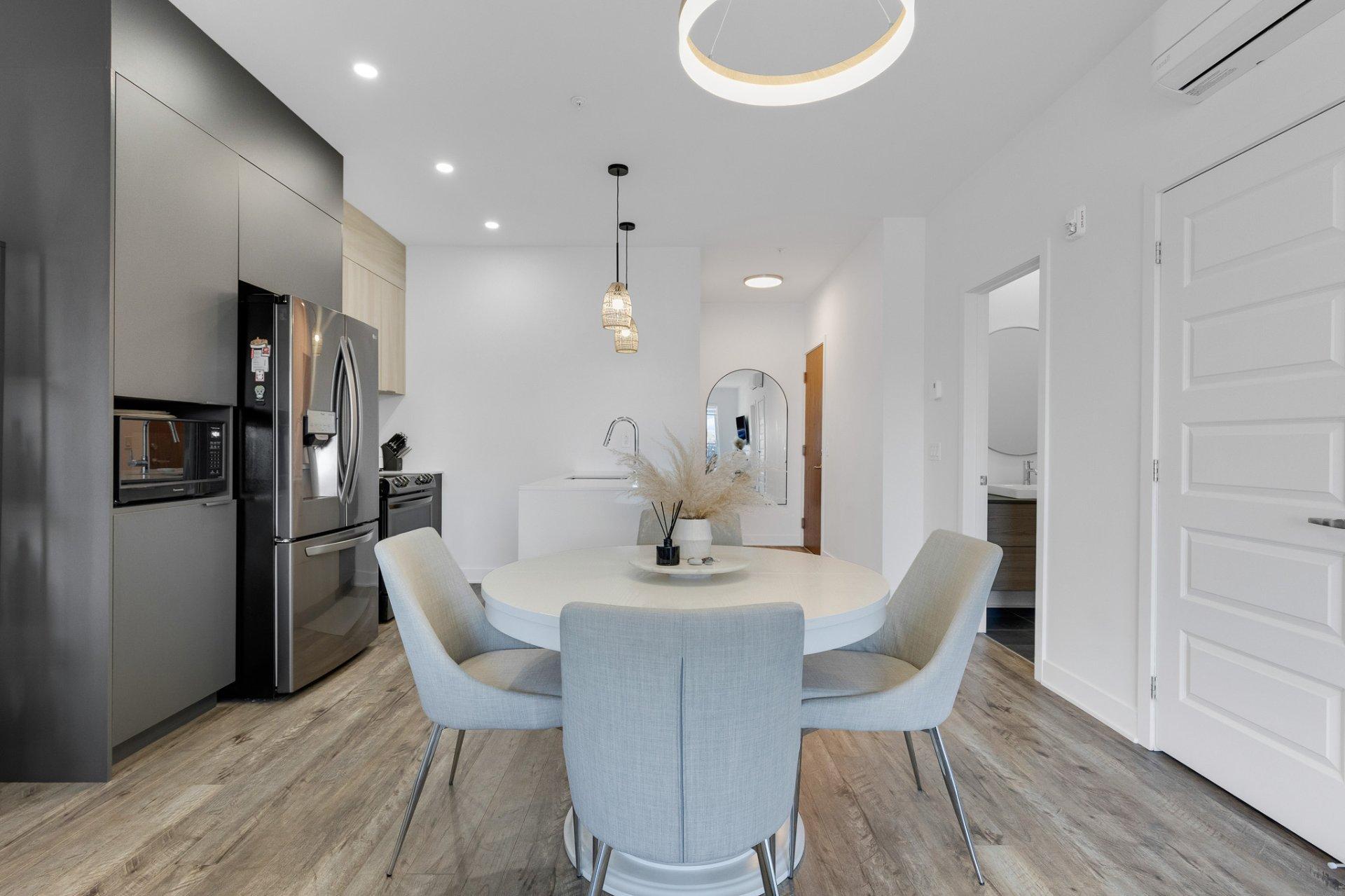 









3040


Rue de la Comtesse

, 416,
Laval (Duvernay),




QC
H7E0H8

